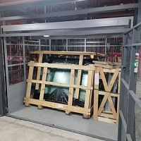 Грузовой подъемник шахтный для склада ПГ-МШ, 1500 кг (г. Екатеринбург, склад)