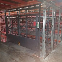 Грузовой подъемник шахтный для склада ПГ-МШ, 1500 кг (г. Екатеринбург, склад)